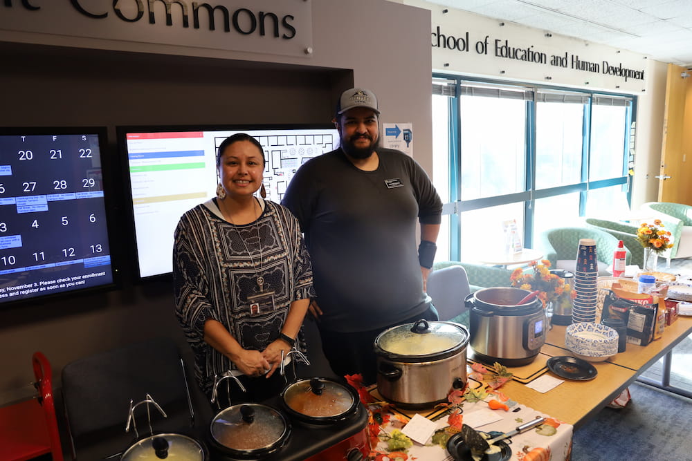 Rivera and Orlando Valencia